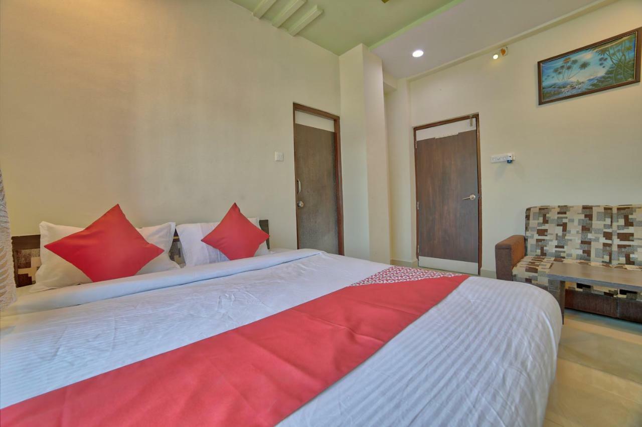 Oyo 35538 Hotel Risha Chandrapur Exterior foto