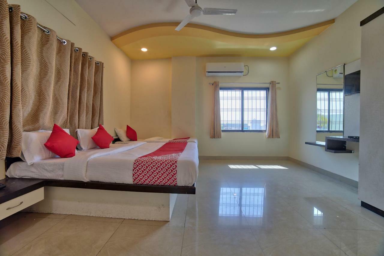 Oyo 35538 Hotel Risha Chandrapur Exterior foto