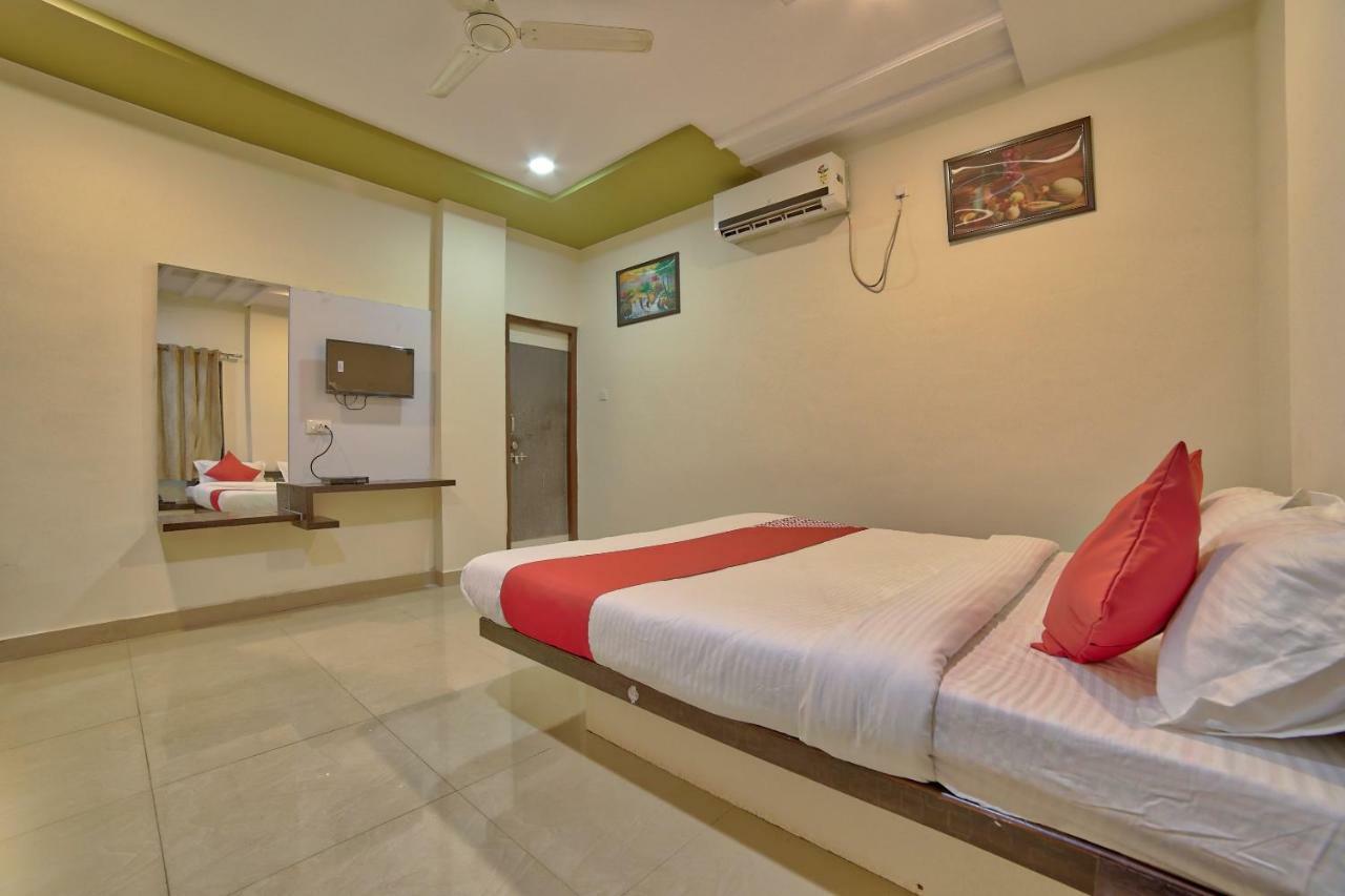 Oyo 35538 Hotel Risha Chandrapur Exterior foto